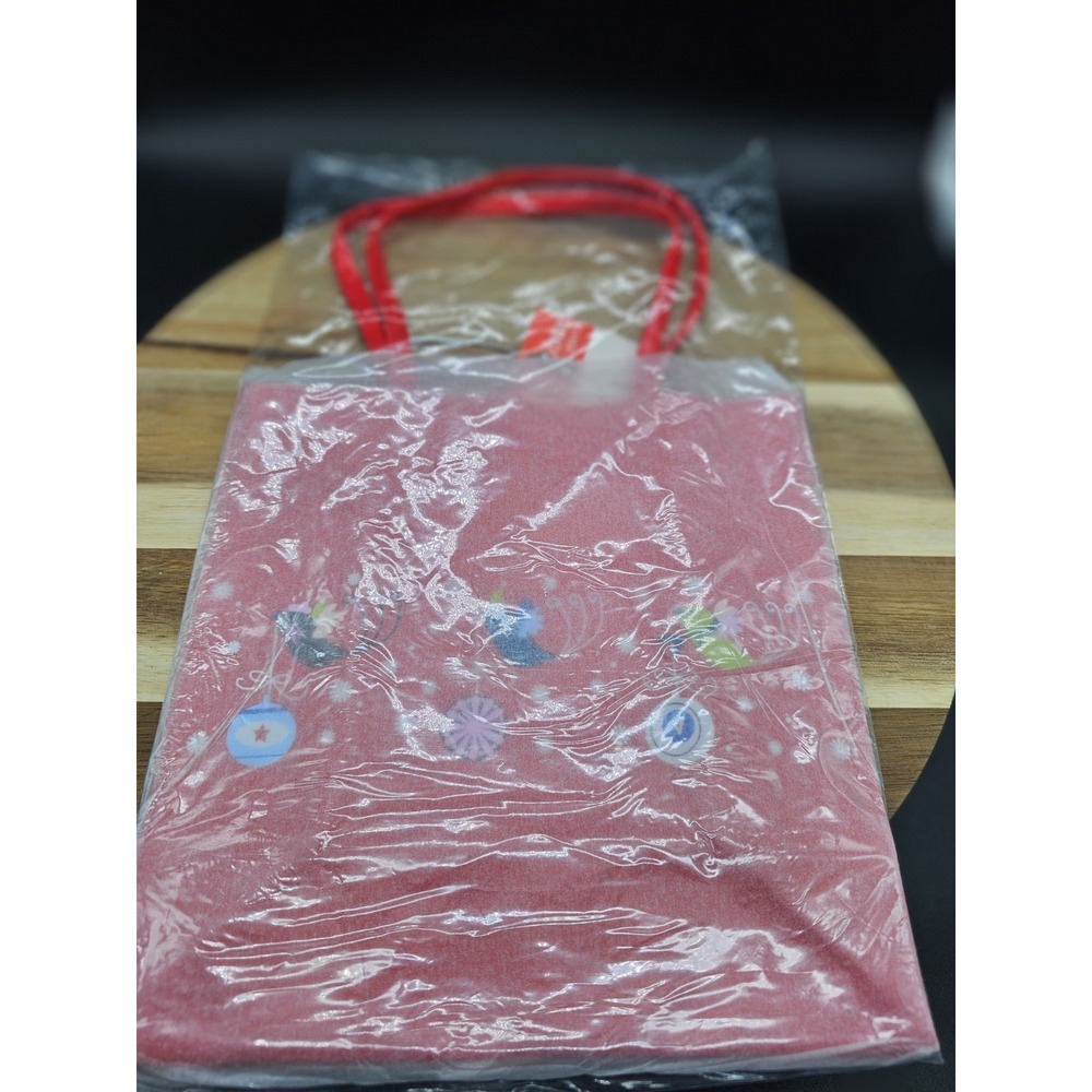 Vintage Liz Claiborne Christmas Vinyl Lunch Tote Cosmetic Counter‎ Giveaway